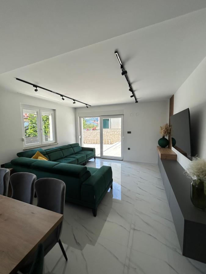 Villa Kety Baška Exteriör bild