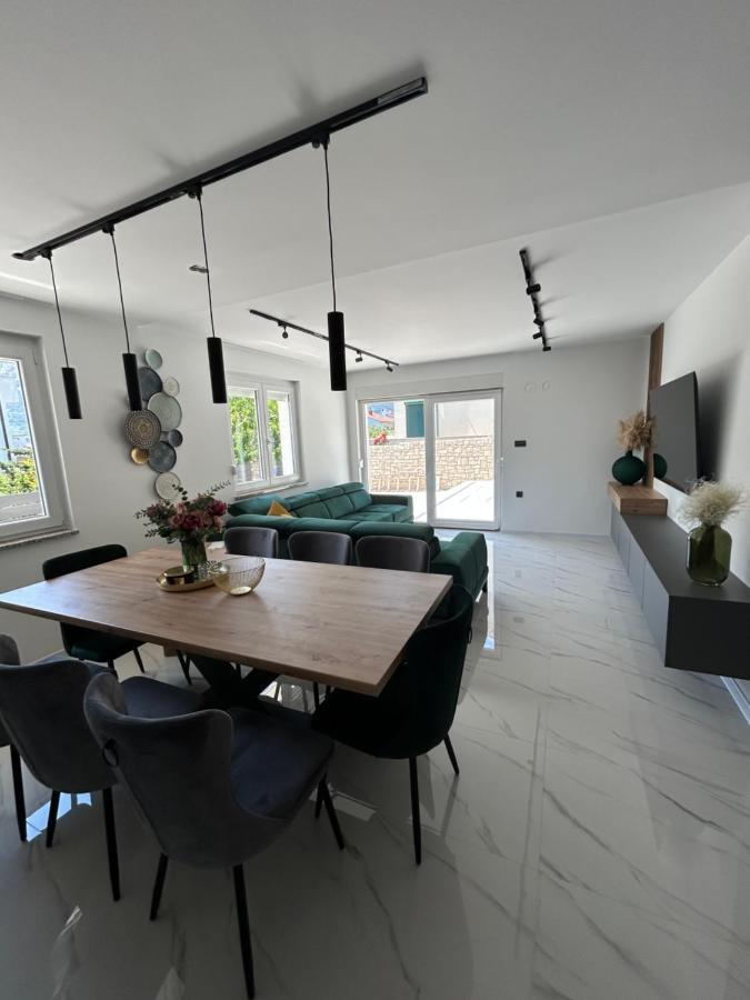Villa Kety Baška Exteriör bild
